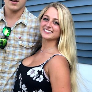 Meet your Posher, Kait